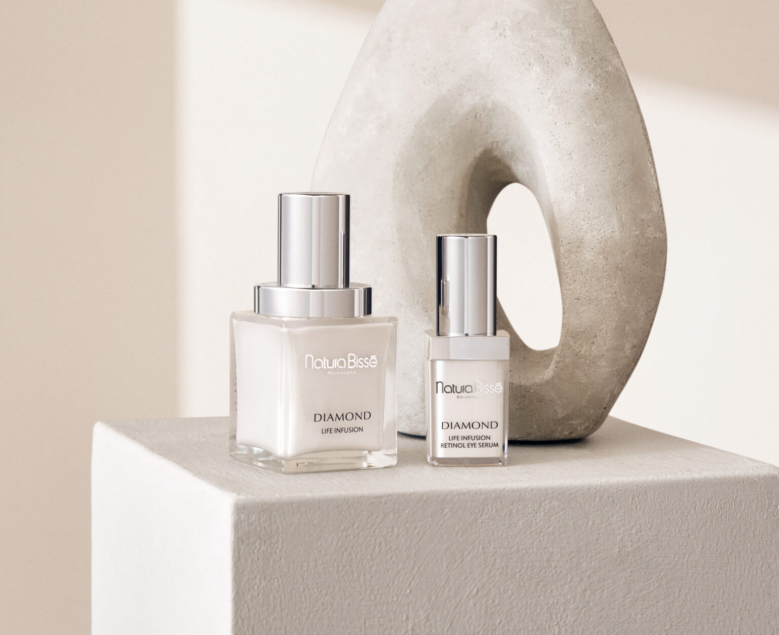 Diamond Life Infusion Retinol Eye Serum 15ml